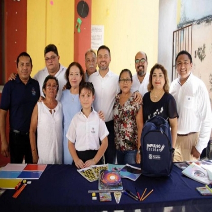 El programa Impulso Escolar llega a los municipios de Tecoh y Kanasín para respaldar la economía de familias yucatecas