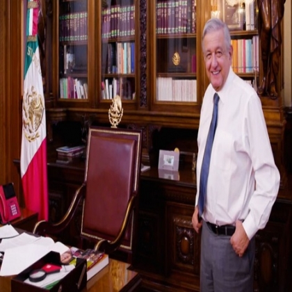 La 4T, tan profunda como la Revolución: AMLO a Epigmenio Ibarra