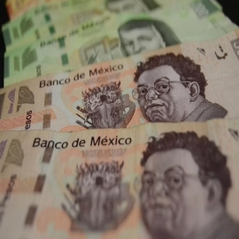 El superpeso mexicano alcanza su mejor nivel en casi 6 años