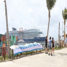 Contrastes entre prestadores de servicios por llegada de crucero en Mahahual