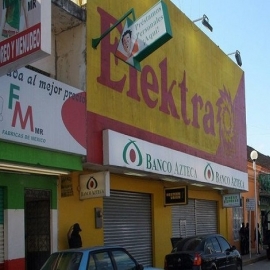 Migrantes mexicanos llaman a boicot; piden no enviar dinero a través de Elektra o Banco Azteca