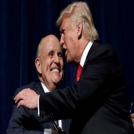 Ante un nuevo saqueo de votos en Michigan por obra y gracia de los votos por correo, Donald Trump estalla y manda a su equipo legal a ese y a todos los estados bajo sospecha a parar la estafa