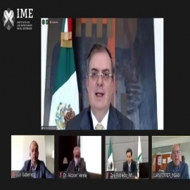 Ebrard sostiene que aplicación de vacuna iniciará en diciembre