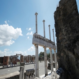 Turista devuelve artefactos arqueológicos robados después de 15 años; asegura le han traído mala suerte