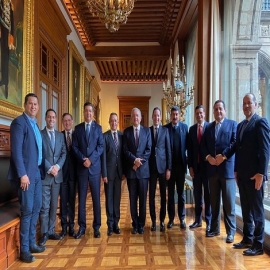 El Gobernador Mauricio Vila Dosal acude a reunión con el presidente Andrés Manuel López Obrador