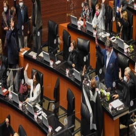 Senado aprueba 'proyecto alterno' para eliminar fuero presidencial; pasa a Congresos locales