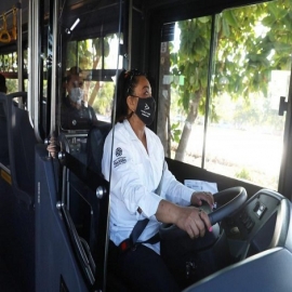 Semujeres fomenta un transporte público libre de acoso