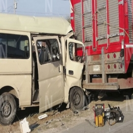 Pasajero muere prensado tras choque en la Mérida-Valladolid