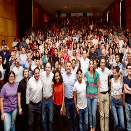 El alcalde Renán Barrera impulsa a la próxima generación de jóvenes que trabajarán por el desarrollo del municipio