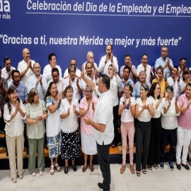 Renán Barrera reconoce el compromiso con Mérida que tienen las y los empleados municipales
