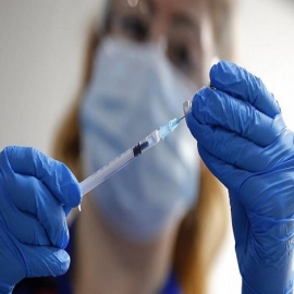 COVID-19 | La vacuna de Pfizer no recomendada para personas con alergias "significativas"