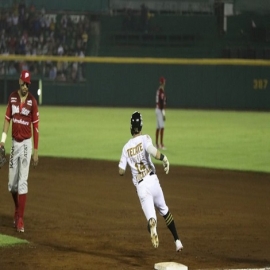 Leones no puede completar barrida a Diablos
