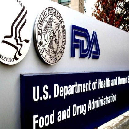 La FDA podría autorizar que se modifiquen las vacunas y se empiecen a inyectar sin necesidad de estudios a largo plazo