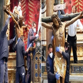 Trasladan Cristo milagroso a Plaza de San Pedro para Urbi et Orbi del Papa Francisco