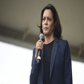 Kamala Harris ignora el escándalo sexual del Gobernador Cuomo cuando antes promulgaba el «creer a todas las mujeres»