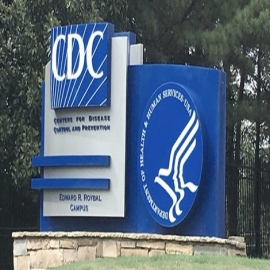Se triplican las muertes por COVID de pacientes completamente vacunados, informan los CDC de EE. UU.