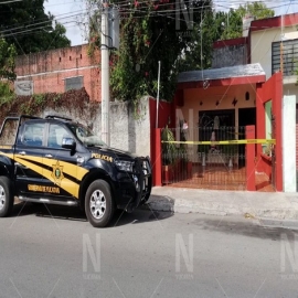 Mérida: Mujer muere mientras limpiaba una casa; nadie sabe quién era