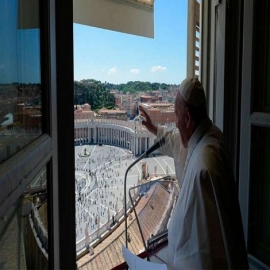 Papa Francisco: “El amor a Jesús exige un amor a los padres y a los hijos”