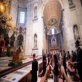 Esta es la oración al Espíritu Santo que el Papa invitó a rezar en Pentecostés 2020