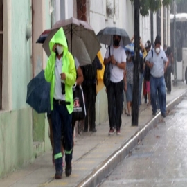 Frente frío No. 24 seguirá afectando la Península de Yucatán; se esperan lluvias para este lunes