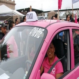 Ofrece red taxis de mujeres para mujeres en Yucatán