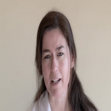 La Dra. Natalia Prego publica un vídeo explicando qué efectos secundarios pueden tener las vacunas, cómo detectarlos y qué hacer cuando se detecten