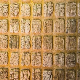 Yucatán: Conservarán lengua maya con un Corpus y un Atlas Epigráfico